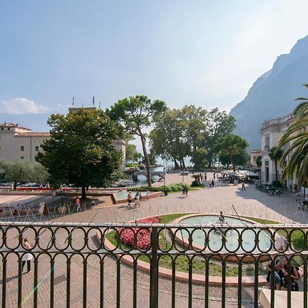 ריבה דל גארדה Residenza Rocca Del Lago - Happy Rentals מראה חיצוני תמונה